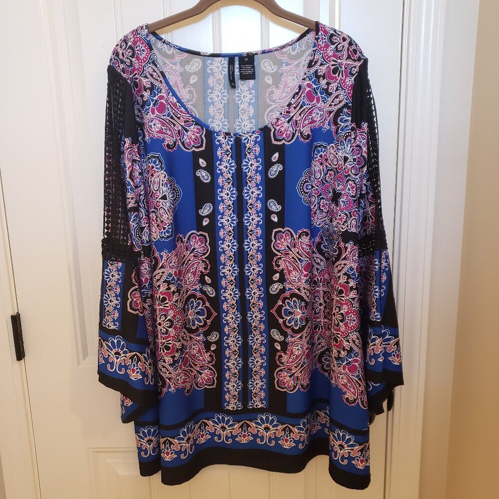 New Directions Women - Blue Patterned Tunic with Cut Out Sleeve 2X